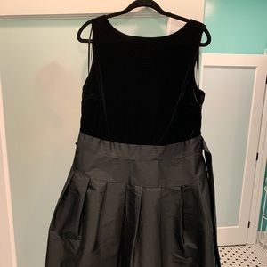 Jones newyork black beauty evening gown bridal formal party dress